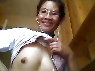 filipina hot kiss milf webcam
