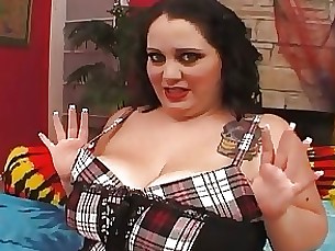 bus busty bbw hardcore hooker milf prostitut tattoo